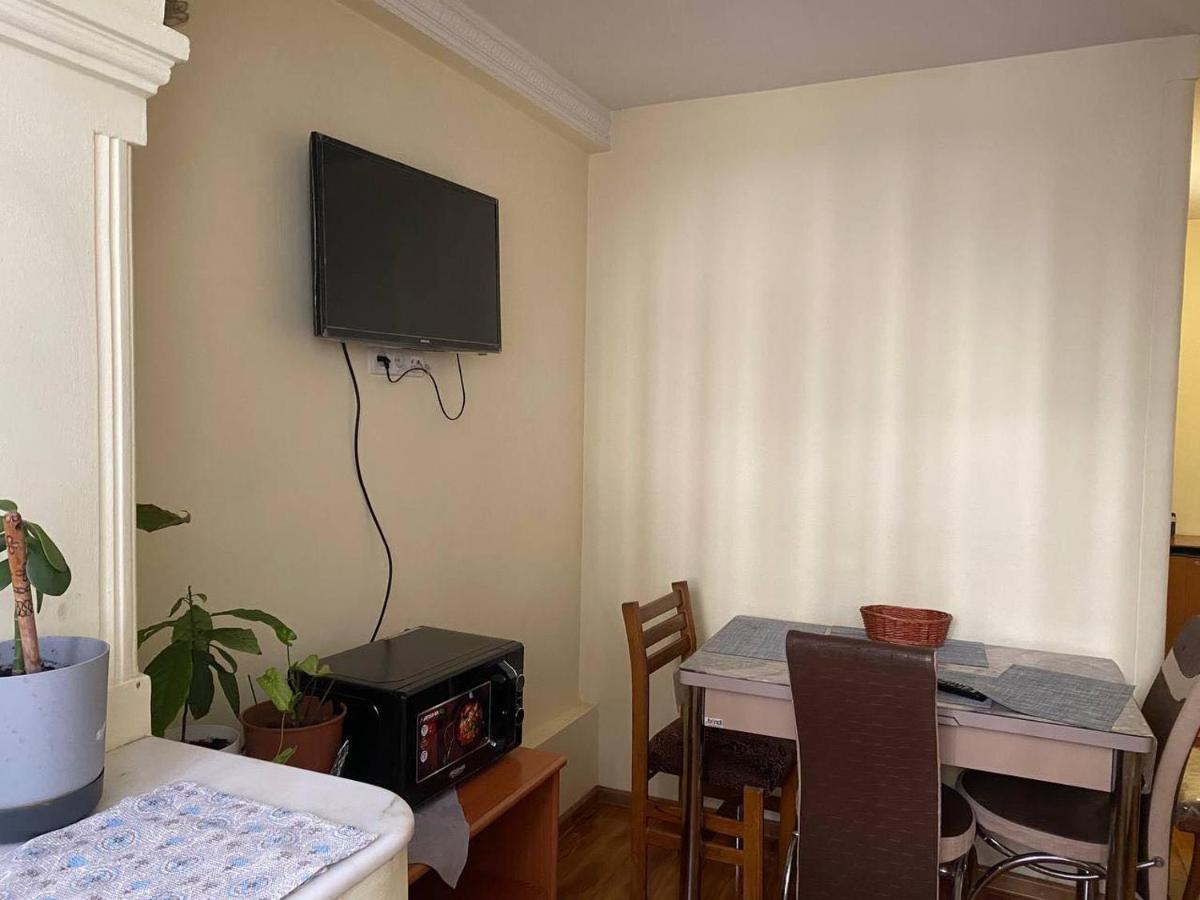 Appartement House At Ortachala à Tbilissi Extérieur photo