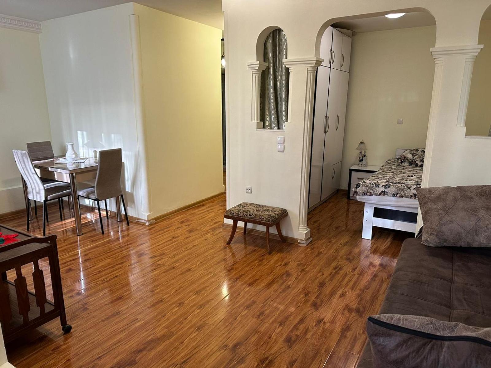 Appartement House At Ortachala à Tbilissi Extérieur photo