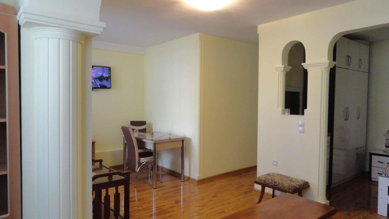 Appartement House At Ortachala à Tbilissi Extérieur photo